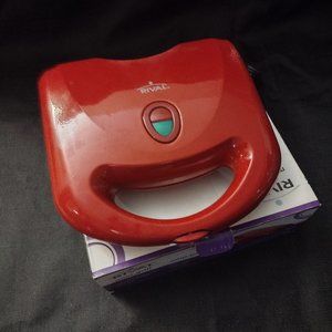 RIVAL Mini Grill - Red